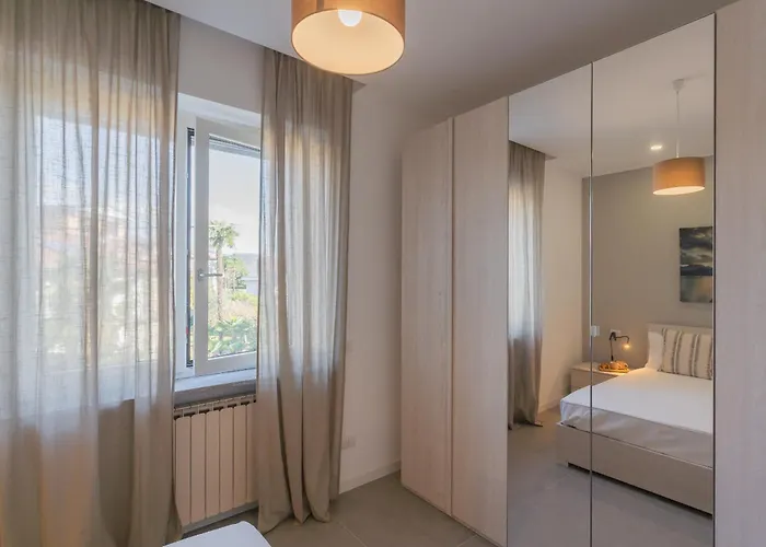 Isola Felice Grandate By Rent Como