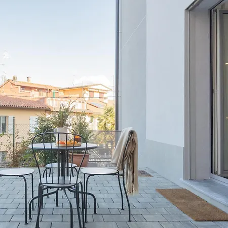 Daire Isola Felice Grandate By Rent Como