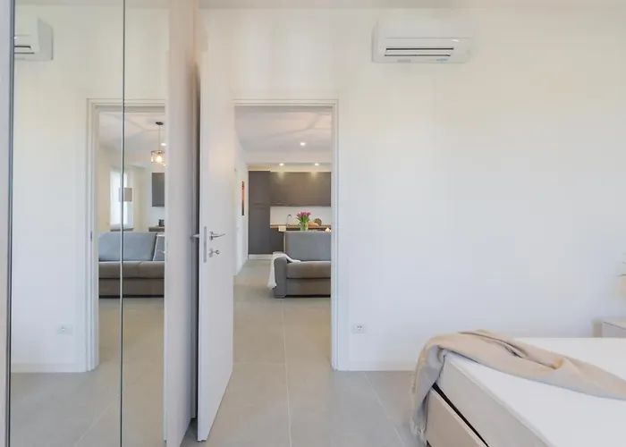 Lejlighed Isola Felice Grandate By Rent Como