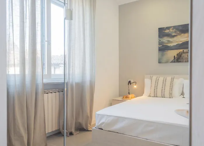 Isola Felice Grandate By Rent