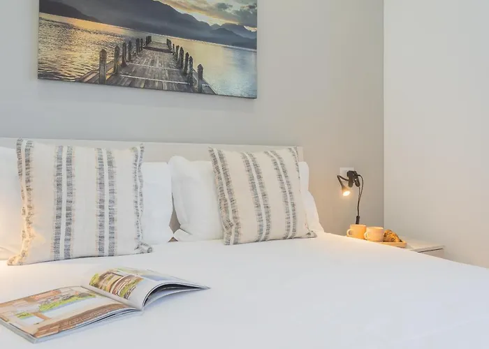 Isola Felice Grandate By Rent