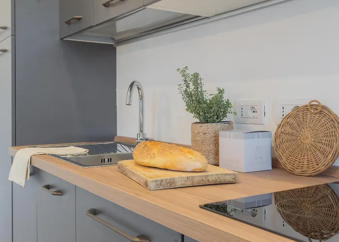 公寓 Isola Felice Grandate By Rent *